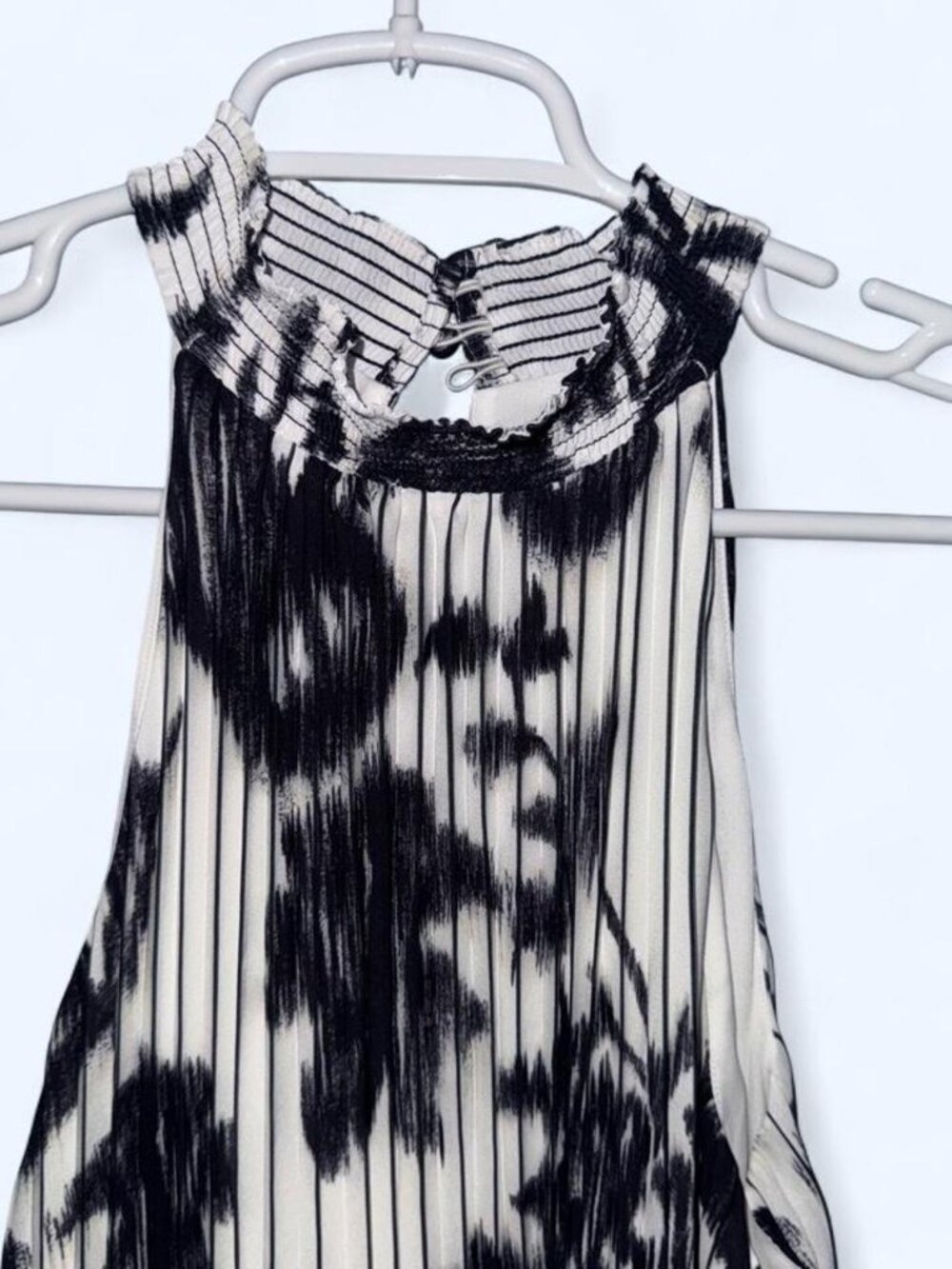 White House Black Market Maxi Dress - Picture 2 of 4